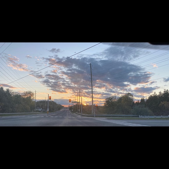 Meet your Posher, Sarah - Picture 1 of 1